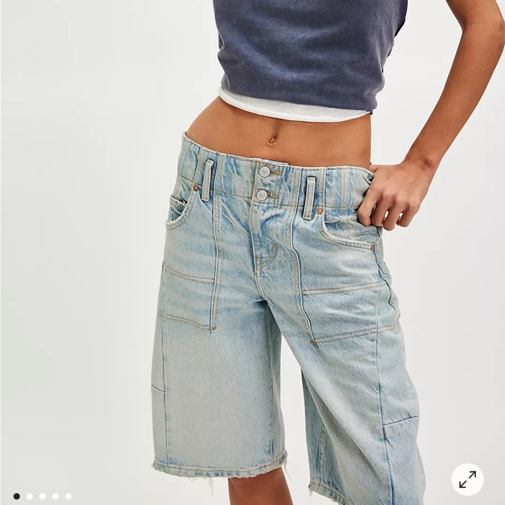 Free People We The Free Extreme Measures Barrel Shorts - Picture 4 of 16